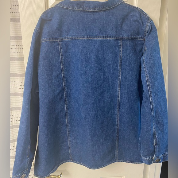 Liz & Me Signature Women's Blue Denim Jacket
Size 3X - Picture 9 of 16